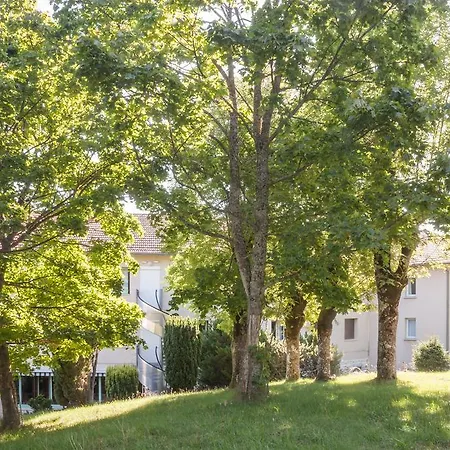 Hotel Logis Relais Des Puys