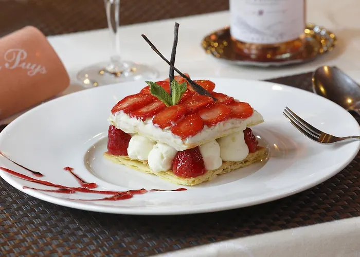 Hotel Logis Relais Des Puys Orcines