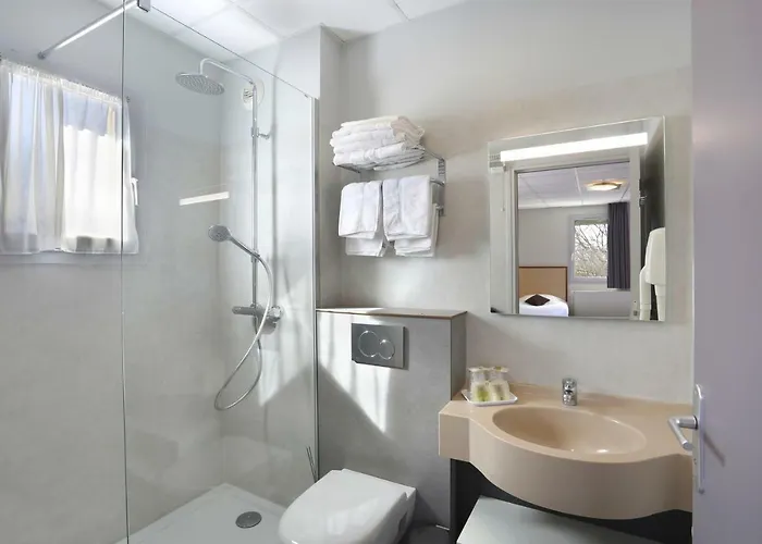 Hotel Logis Relais Des Puys Orcines